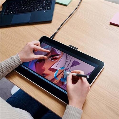 Mesa Digitalizadora Wacom One 13 Titan Touch DTH134